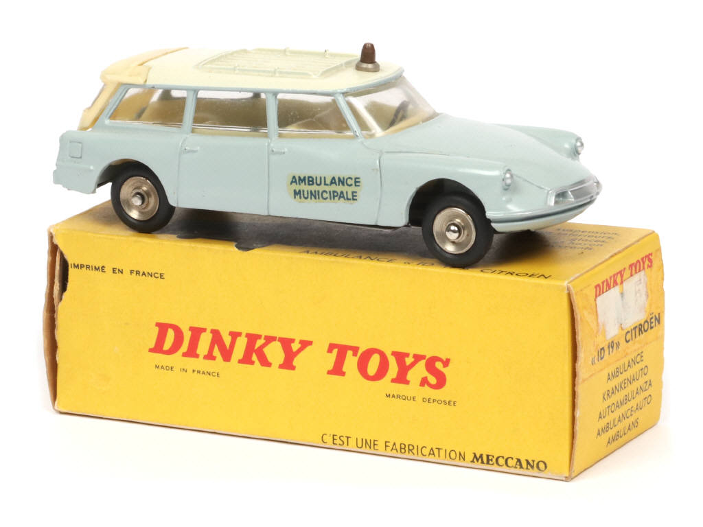 Lot 280 - DINKY TOYS (FRANCE) (1)