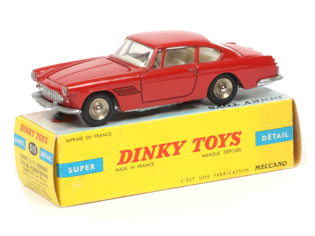 Lot 257 - DINKY TOYS (FRANCE) (1)