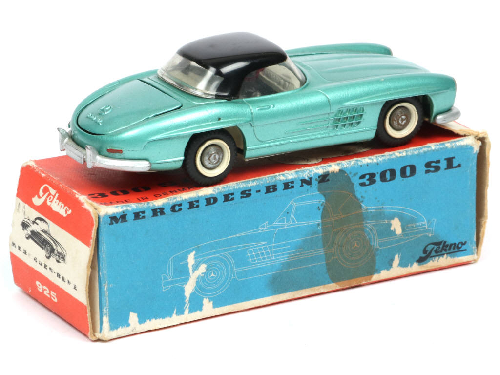 Lot 151 - TEKNO (DANEMARK) (1)