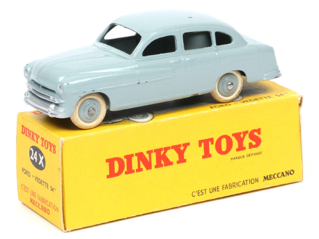 Lot 306 - DINKY TOYS (FRANCE) (1)