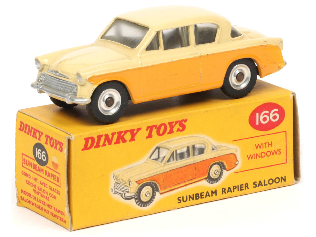 Lot 196 - DINKY TOYS (GB) (1)