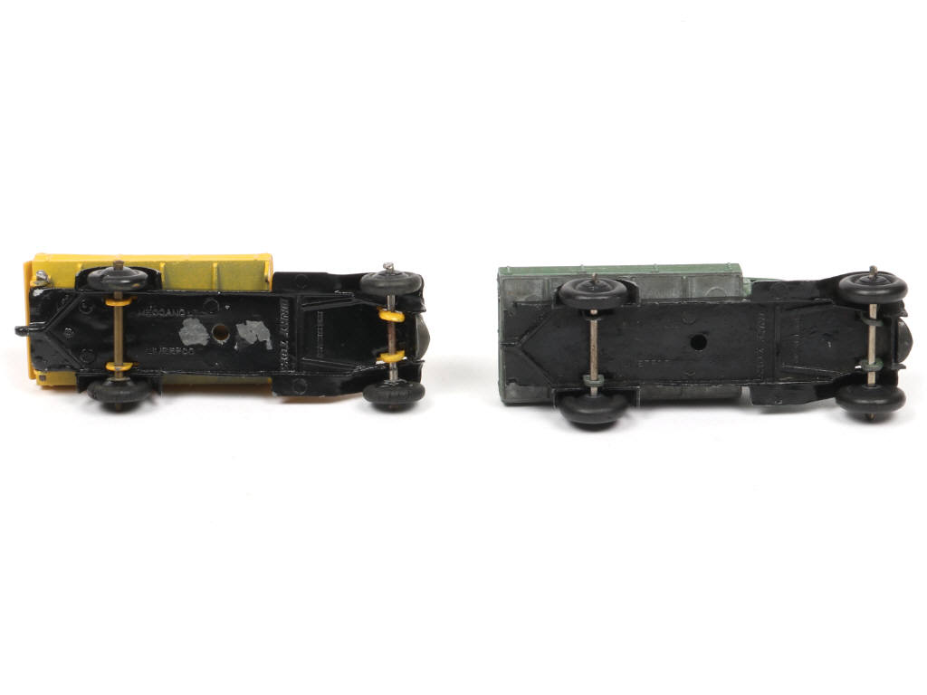 Lot 240 - DINKY TOYS (GB) (2)