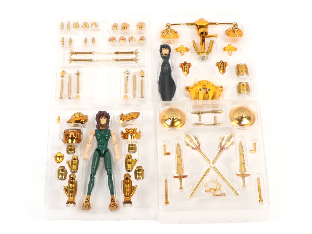 Lot 191 - BANDAÏ (JAPON) (3)