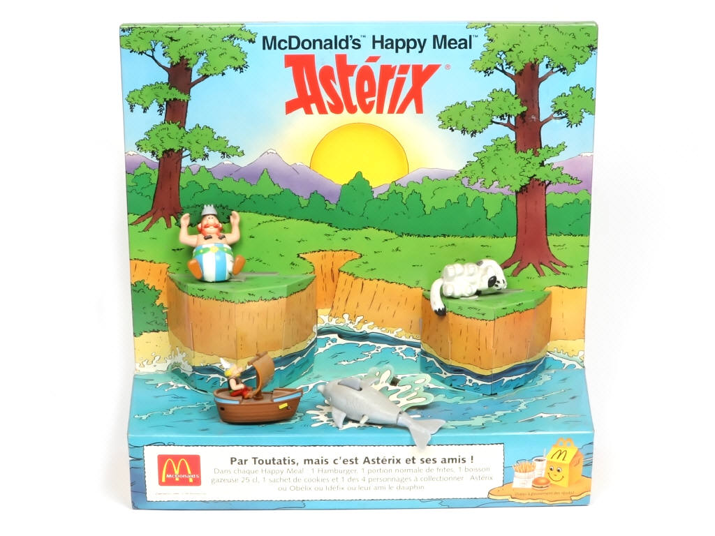 Lot 137 - MAC DONALD (USA) (2)