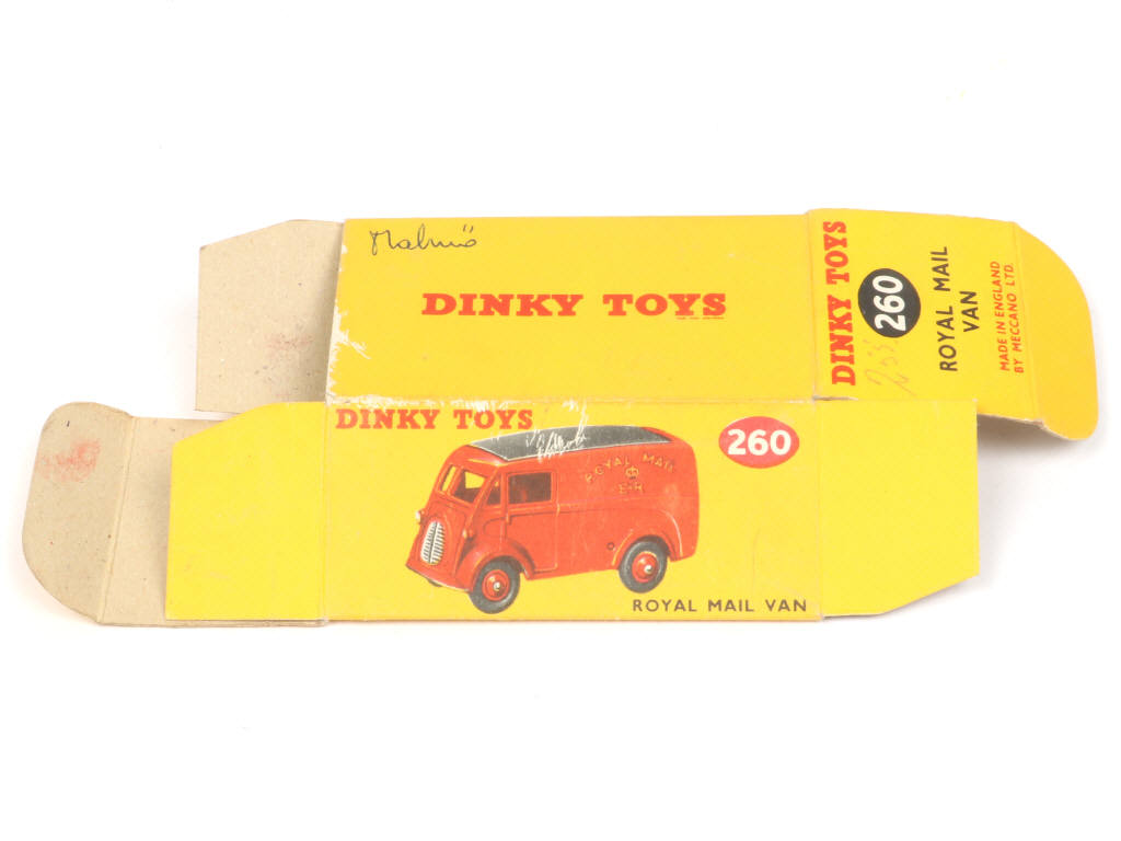 Lot 297 - DINKY TOYS (GB) (1)