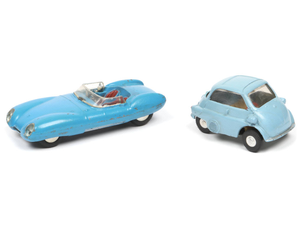 Lot 177 - DIVERS (GB) (2)