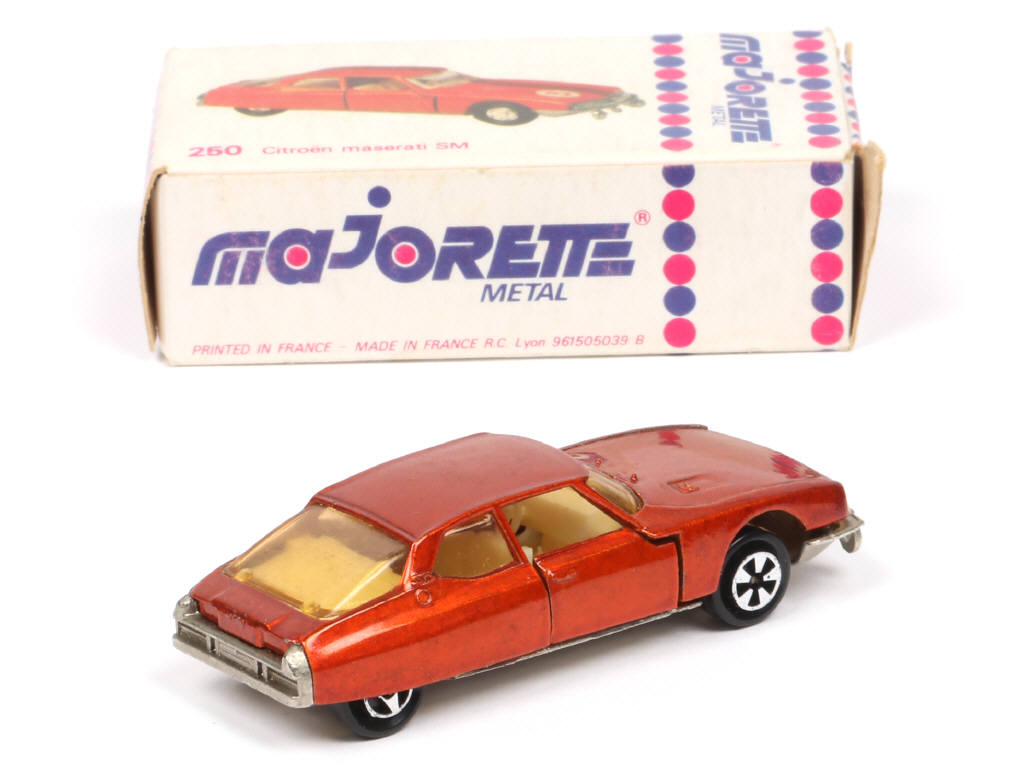 Lot 199 - MAJORETTE (FRANCE) (1)