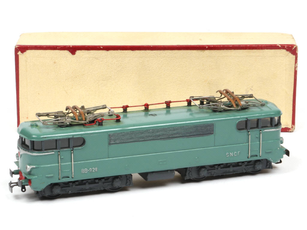 Lot 8 - V.B. 'HO' (FRANCE) (1)