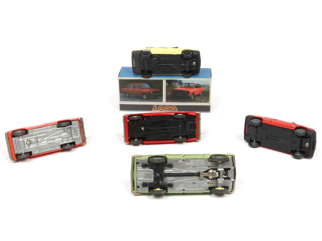 Lot 64 - DIVERS (URSS) (5)