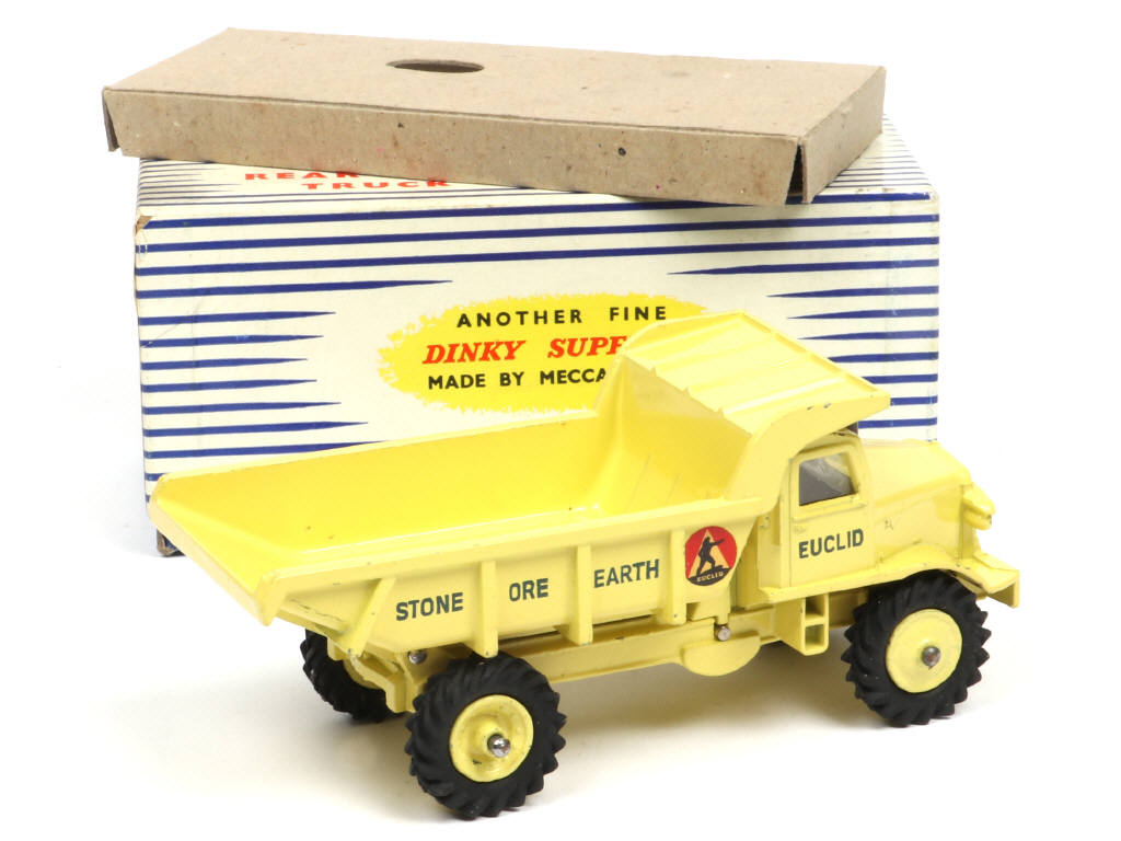 Lot 170 - DINKY TOYS (GB) (1)