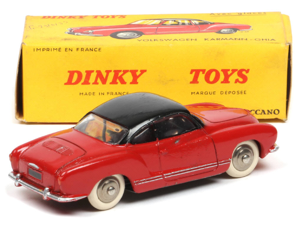 Lot 219 - DINKY TOYS (FRANCE) (1)