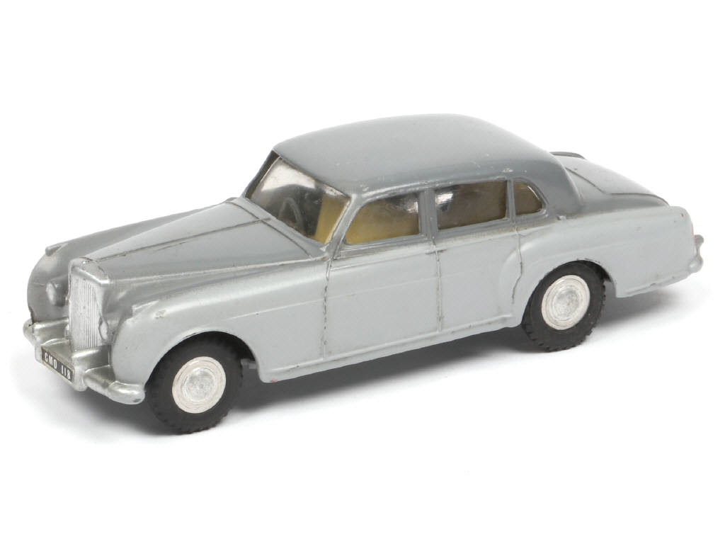 Lot 137 - SPOT-ON (GB) (1)