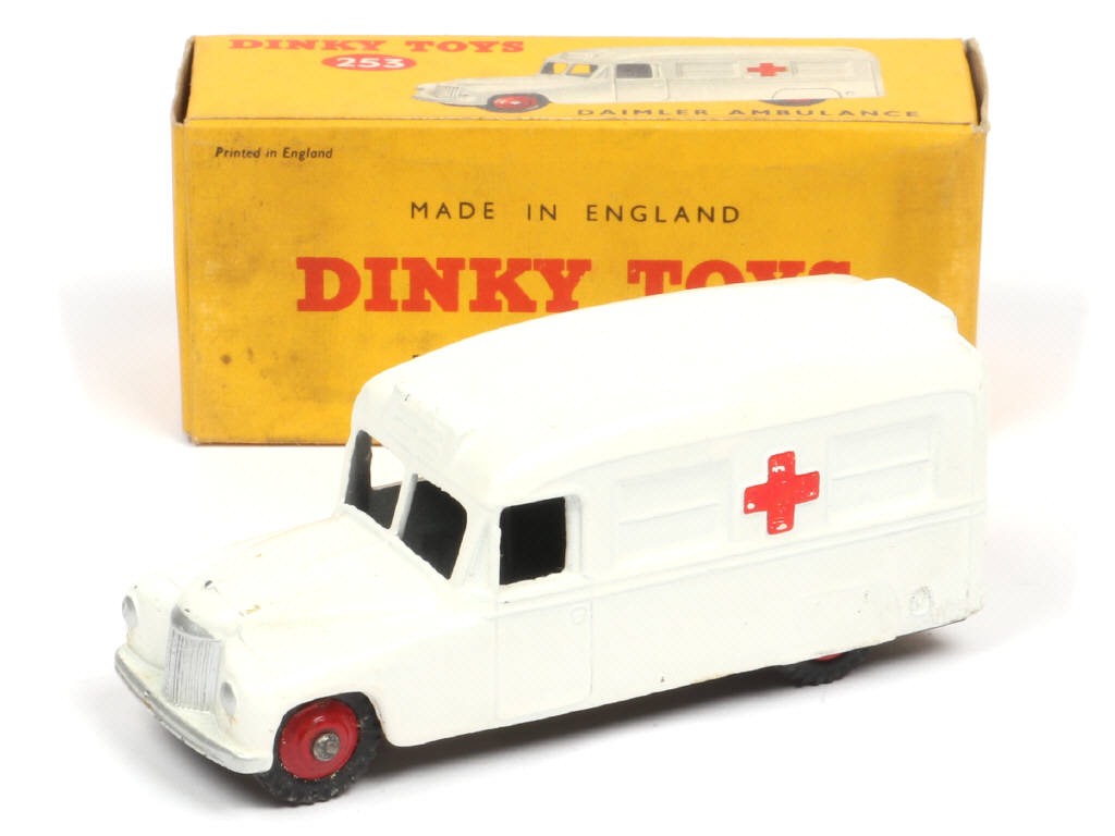 Lot 163 - DINKY TOYS (GB) (1)