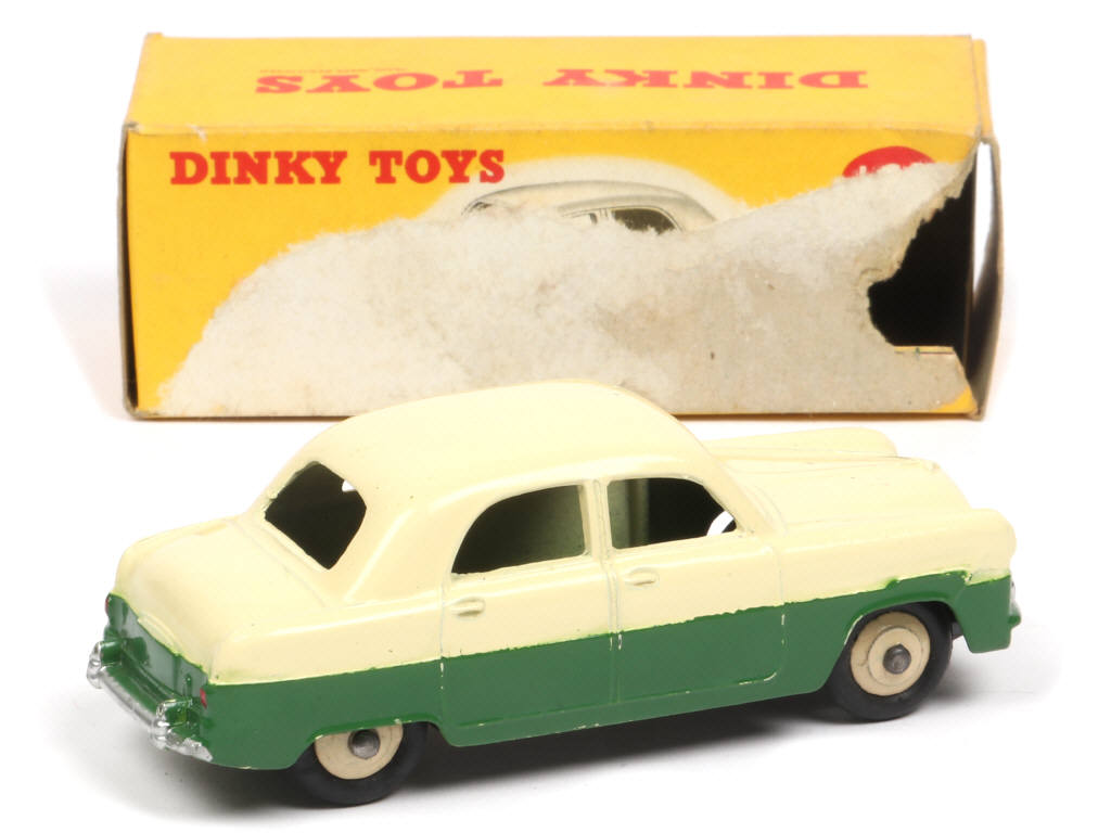 Lot 158 - DINKY TOYS (GB) (1)
