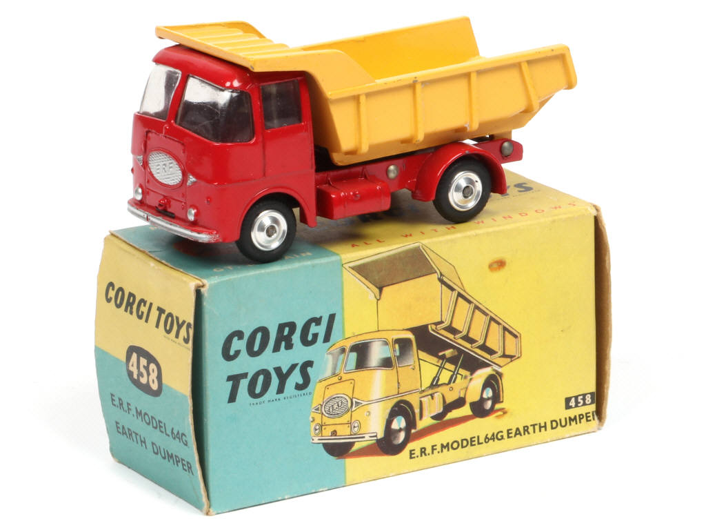 Lot 128 - CORGI TOYS (GB) (1)