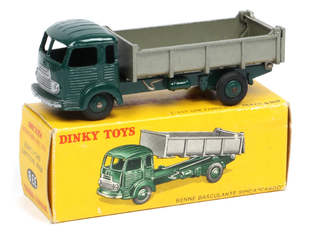 Lot 231 - DINKY TOYS (FRANCE) (1)