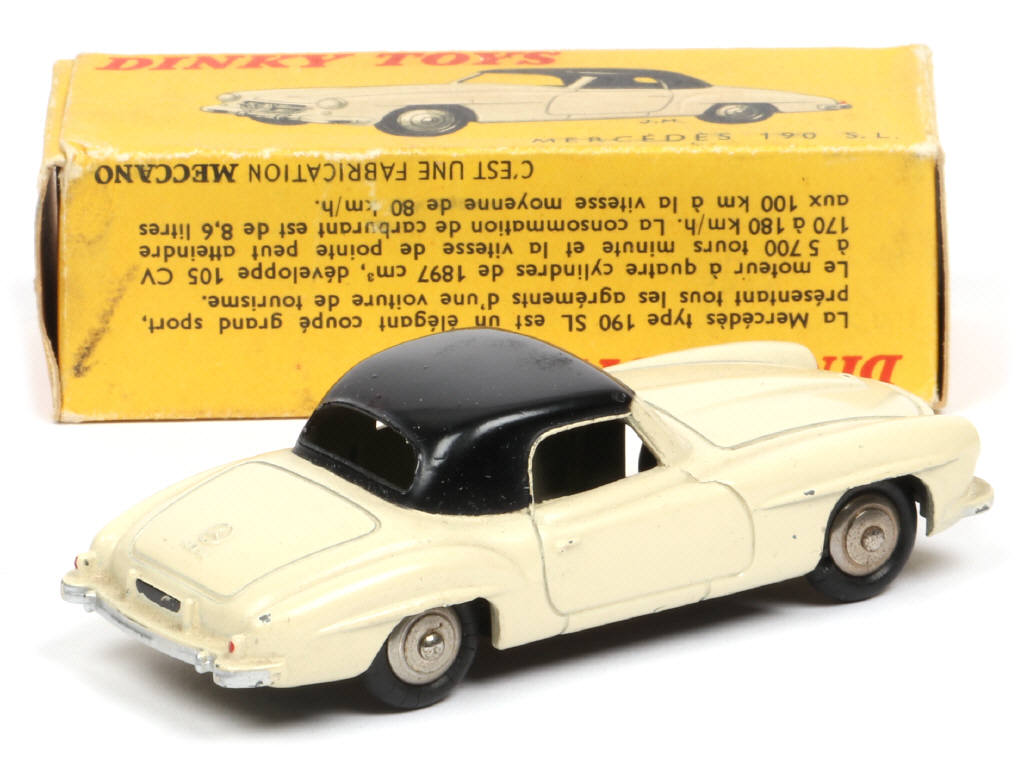 Lot 215 - DINKY TOYS (FRANCE) (1)