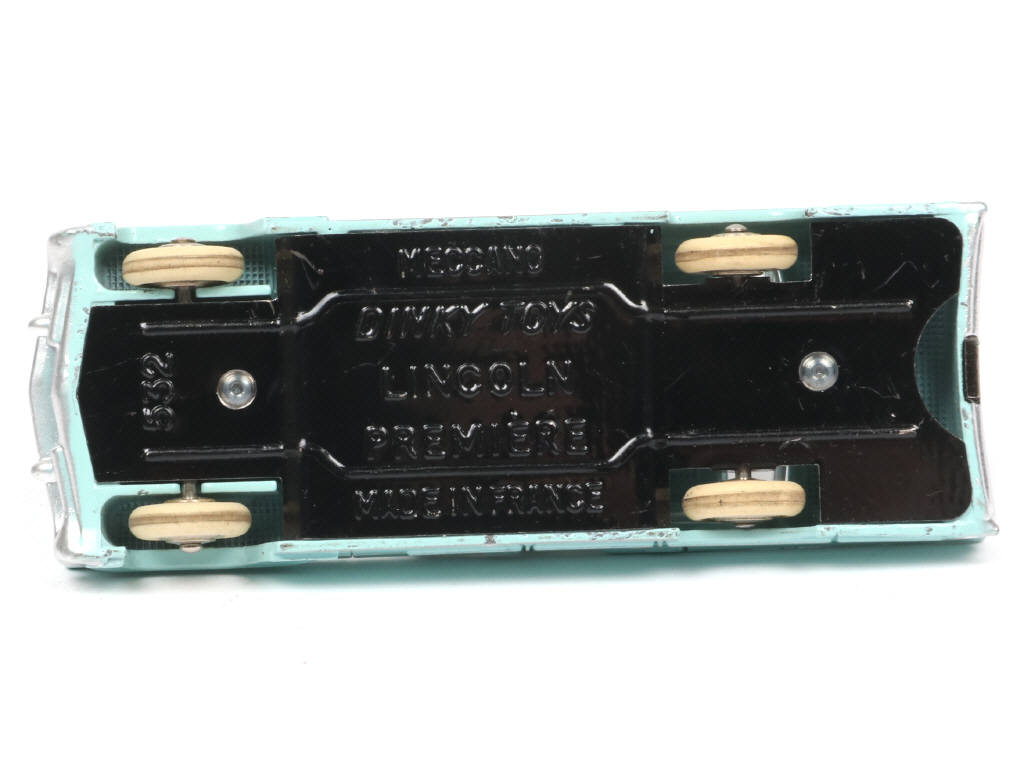 Lot 309 - DINKY TOYS (FRANCE) (1)