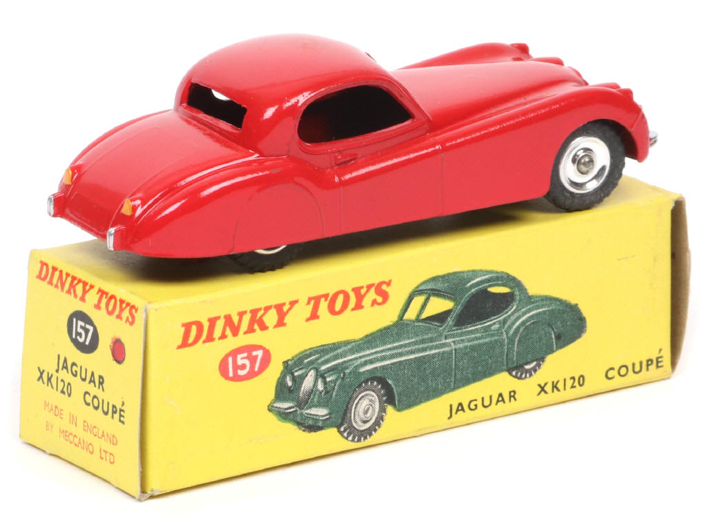 Lot 199 - DINKY TOYS (GB) (1)