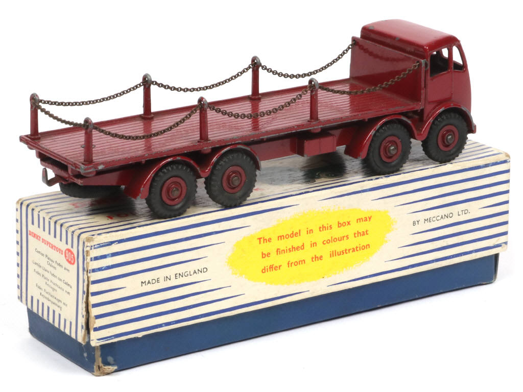 Lot 254 - DINKY TOYS (GB) (1)