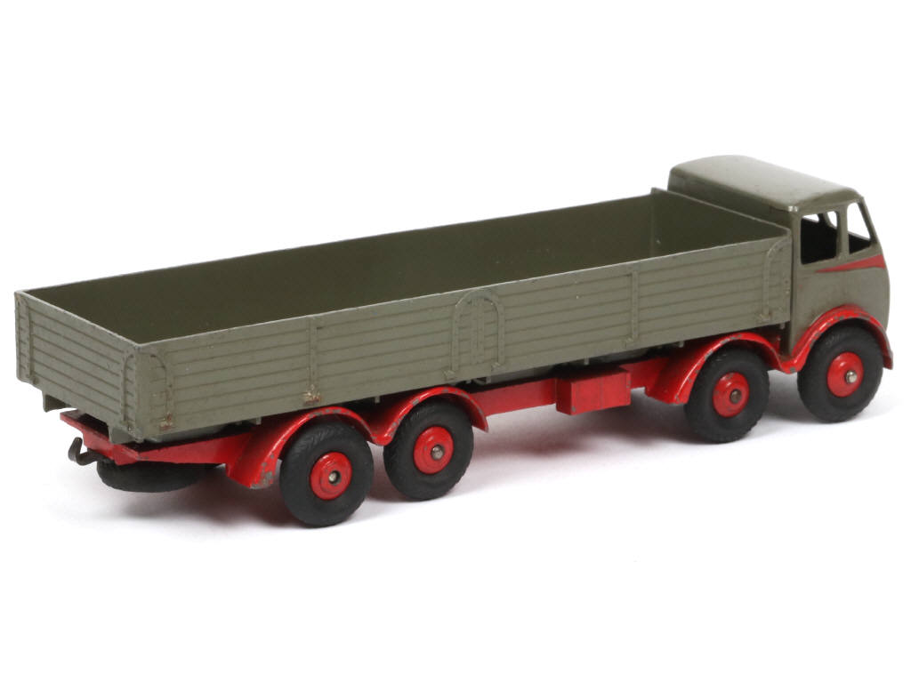 Lot 240 - DINKY TOYS (GB) (1)