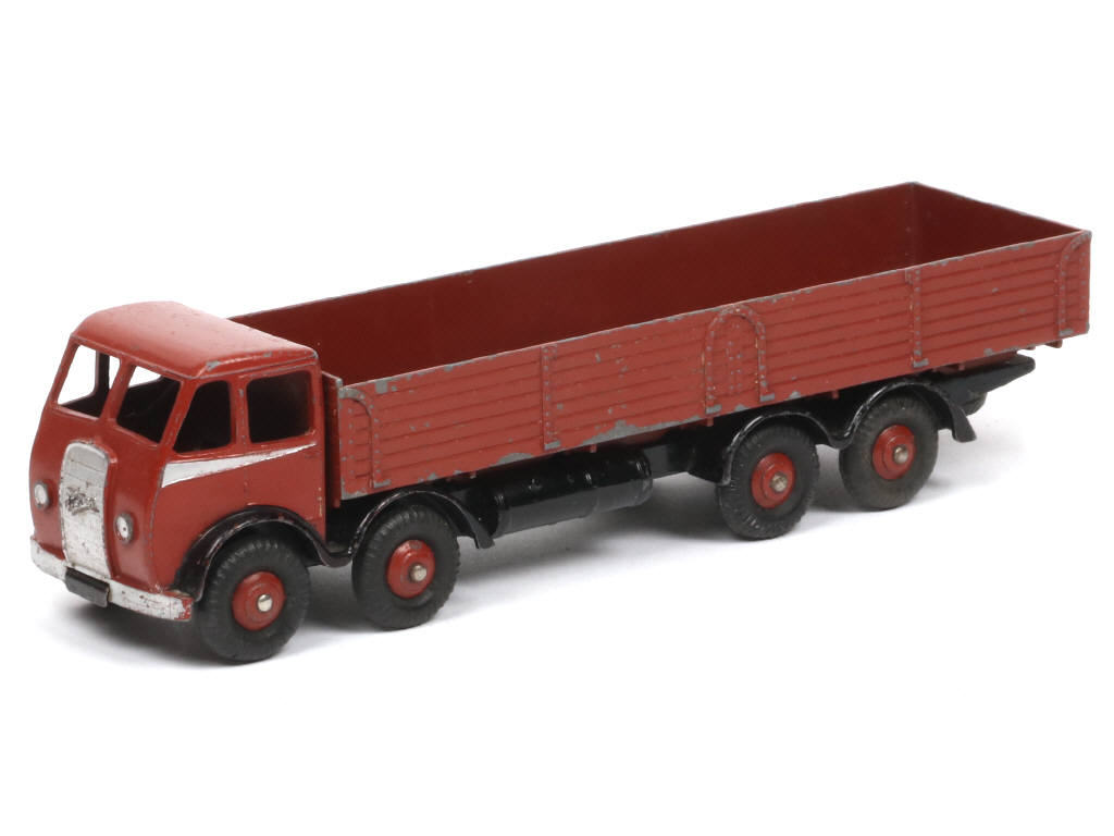 Lot 241 - DINKY TOYS (GB) (1)