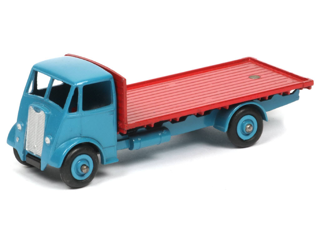 Lot 246 - DINKY TOYS (GB) (1)