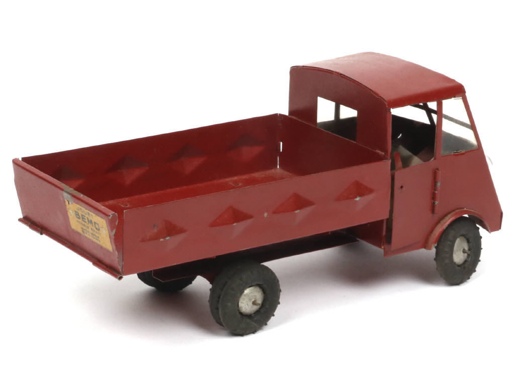Lot 29 - JOUETS BEMO (FRANCE) (1)