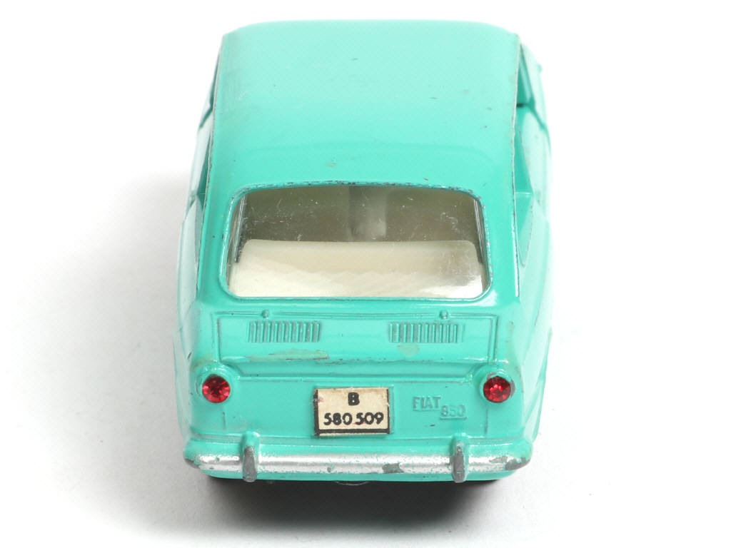 Lot 266 - DINKY TOYS (FRANCE) Série POCH (1)
