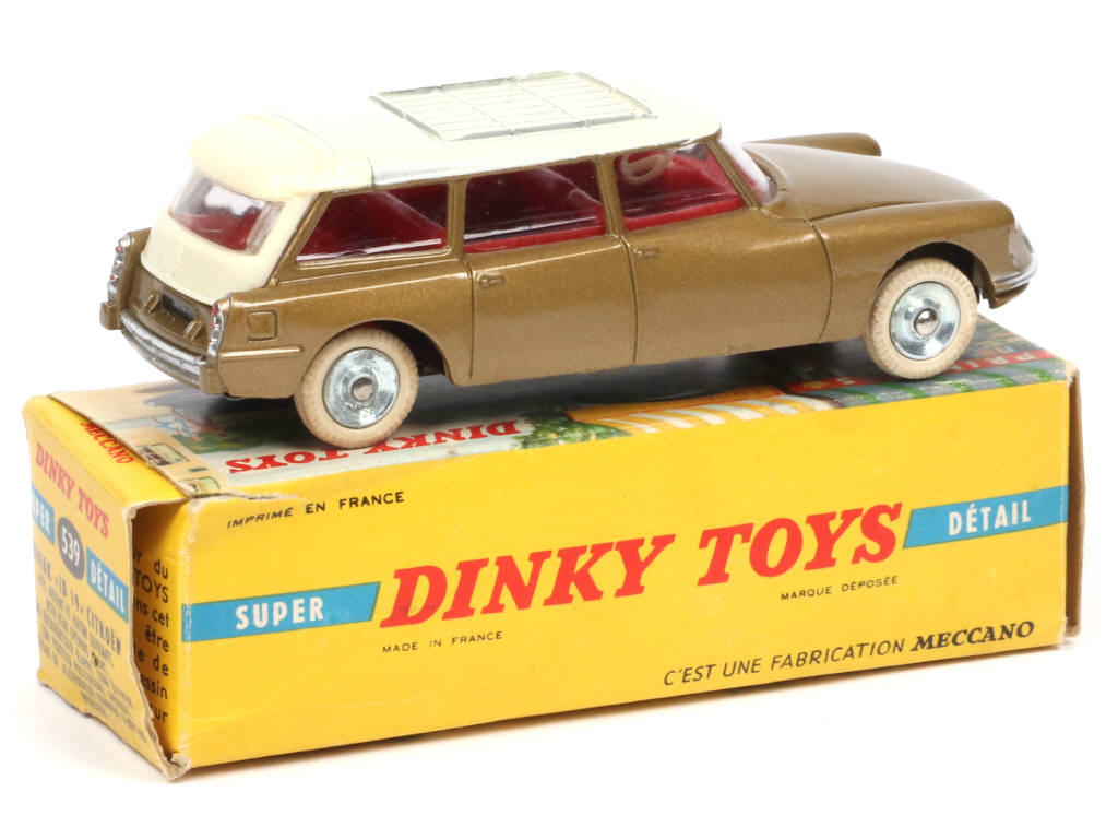 Lot 314 - DINKY TOYS (FRANCE) (1)