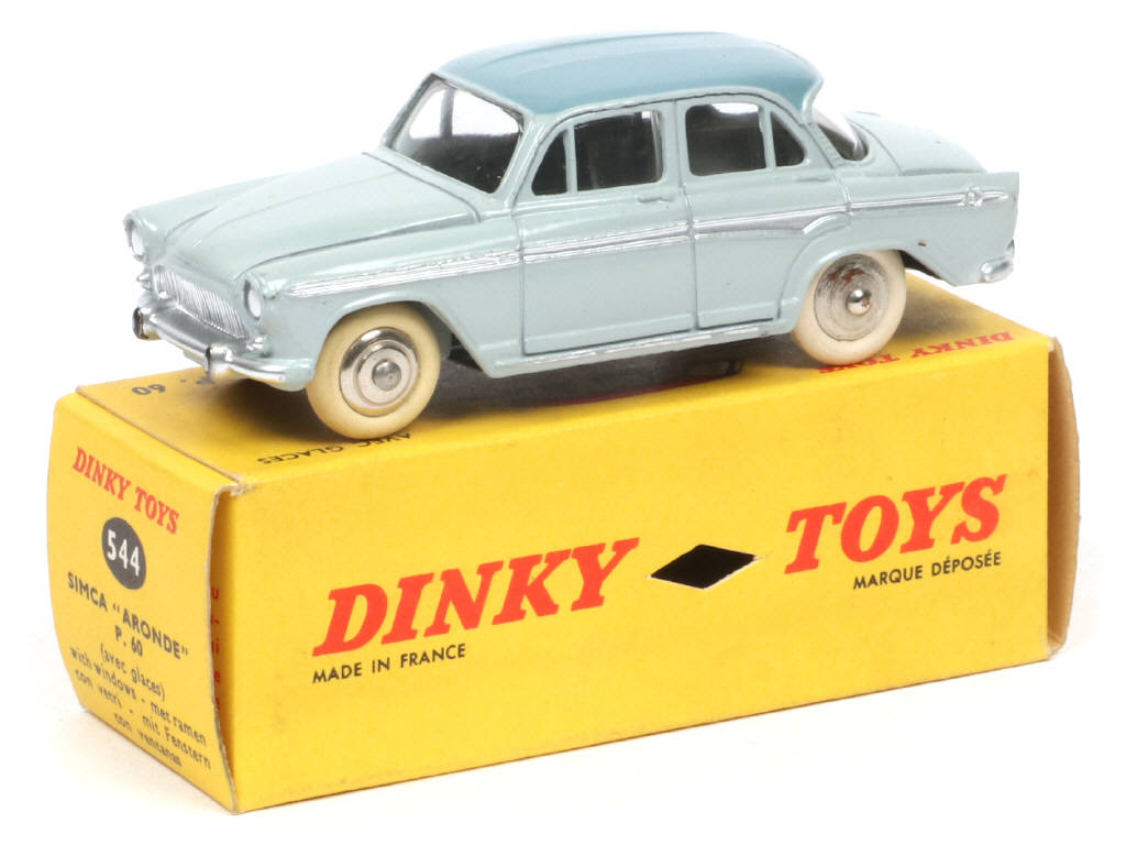 Lot 319 - DINKY TOYS (FRANCE) (1)