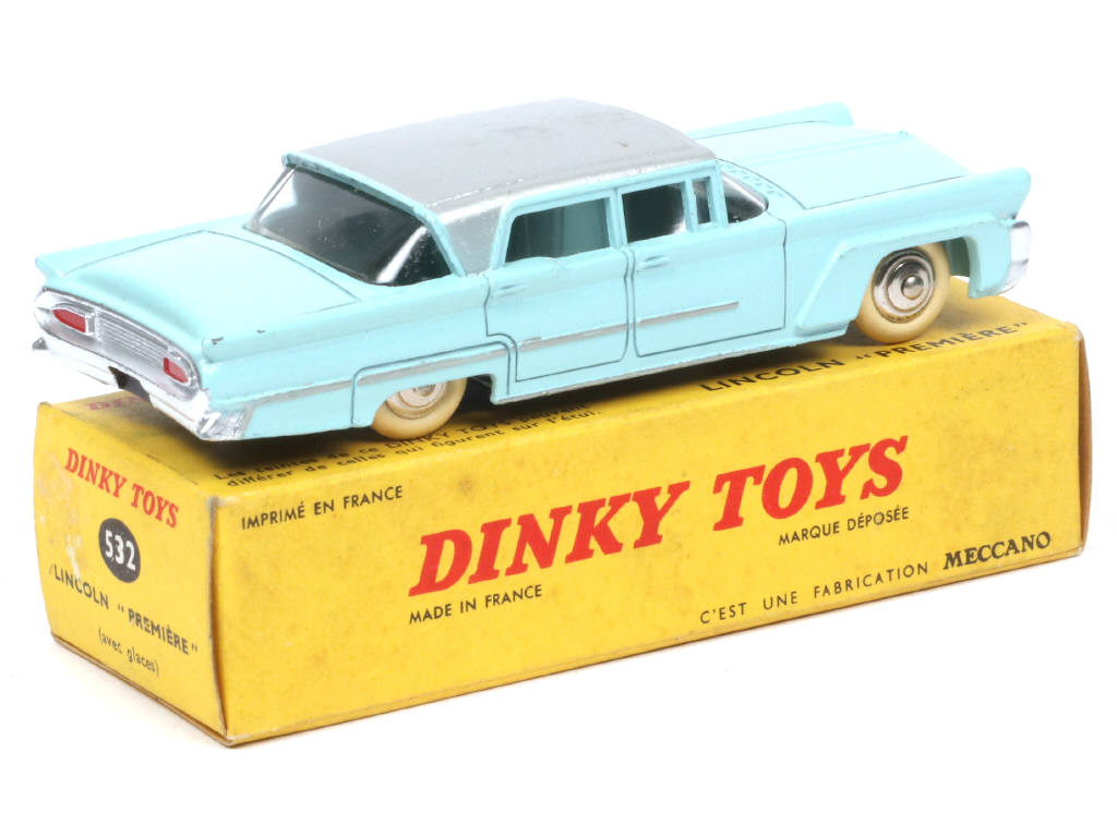 Lot 310 - DINKY TOYS (FRANCE) (1)