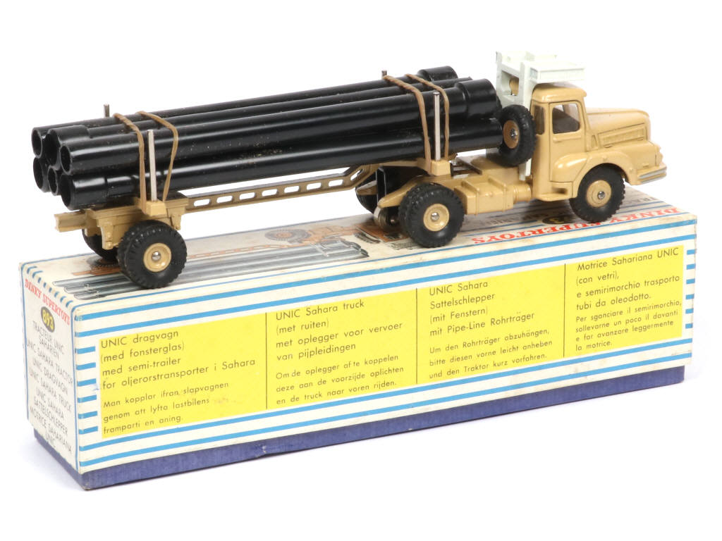 Lot 352 - DINKY TOYS (FRANCE) (1)