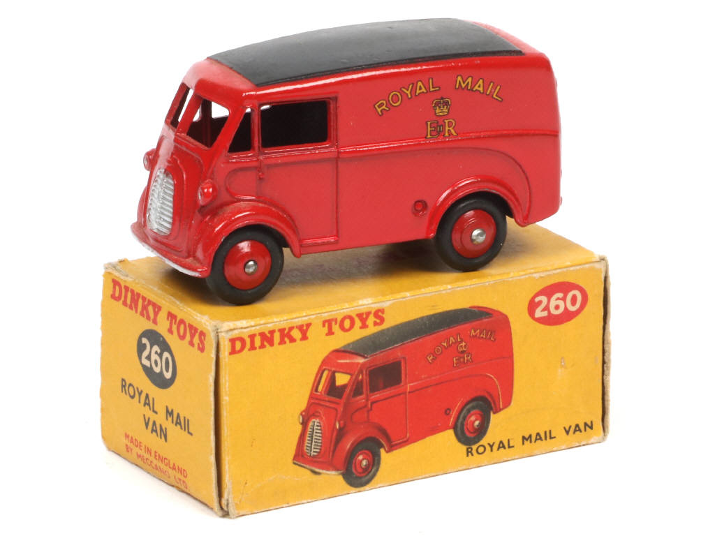 Lot 221 - DINKY TOYS (GB) (1)