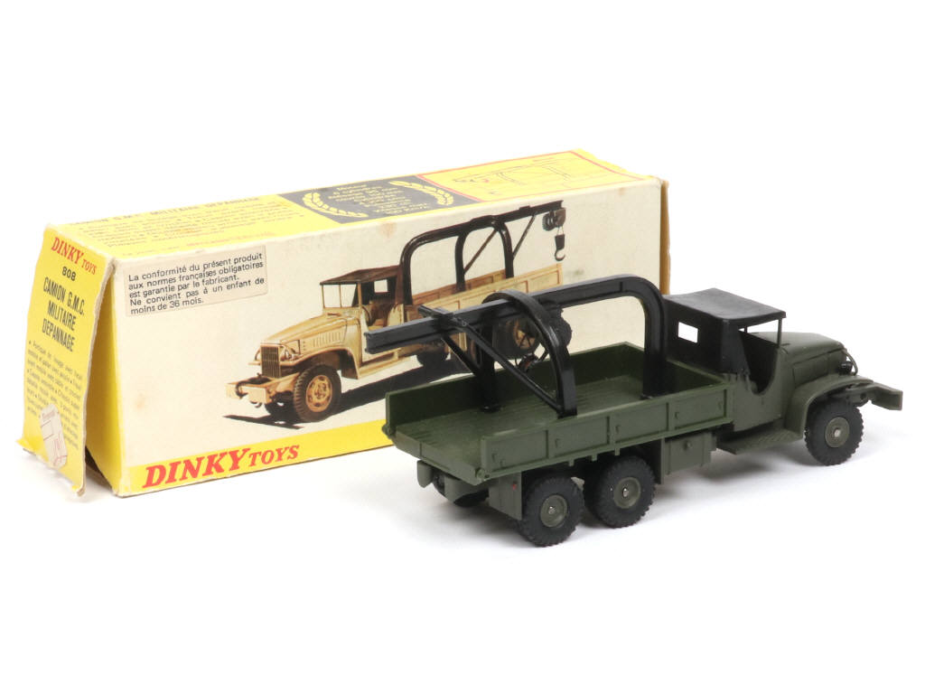 Lot 345 - DINKY TOYS (FRANCE) (1)