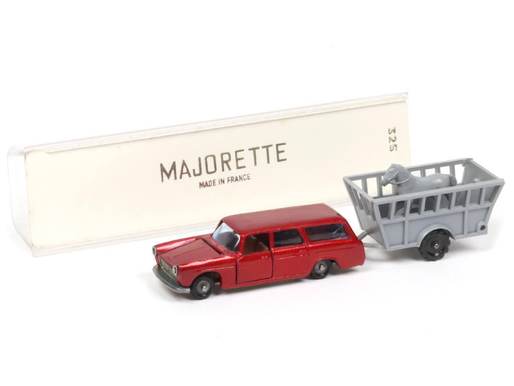 Lot 106 - MAJORETTE (FRANCE) (1)