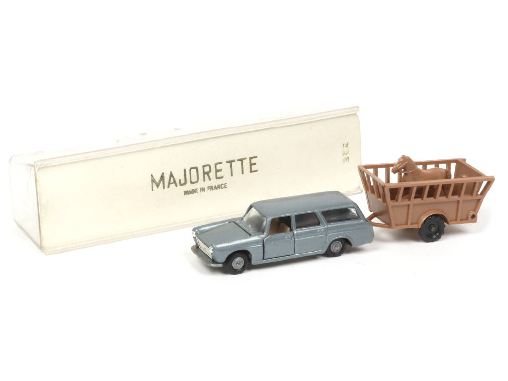 Lot 107 - MAJORETTE (FRANCE) (1)