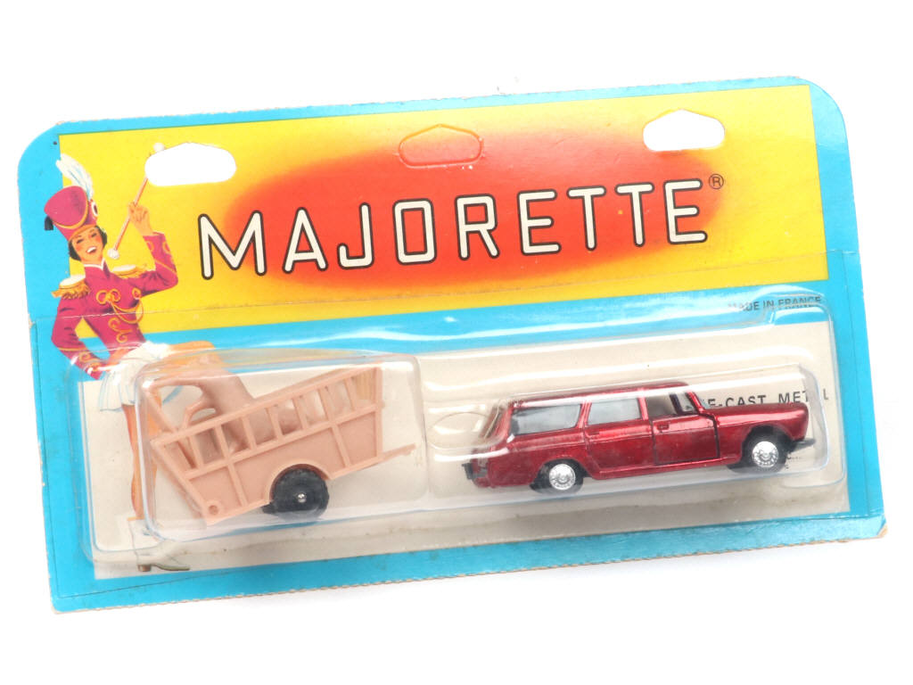 Lot 105 - MAJORETTE (FRANCE) (1)