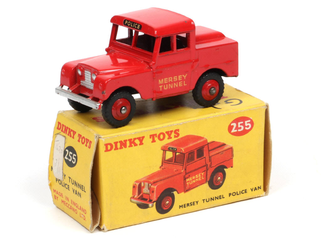Lot 288 - DINKY TOYS (GB) (1)