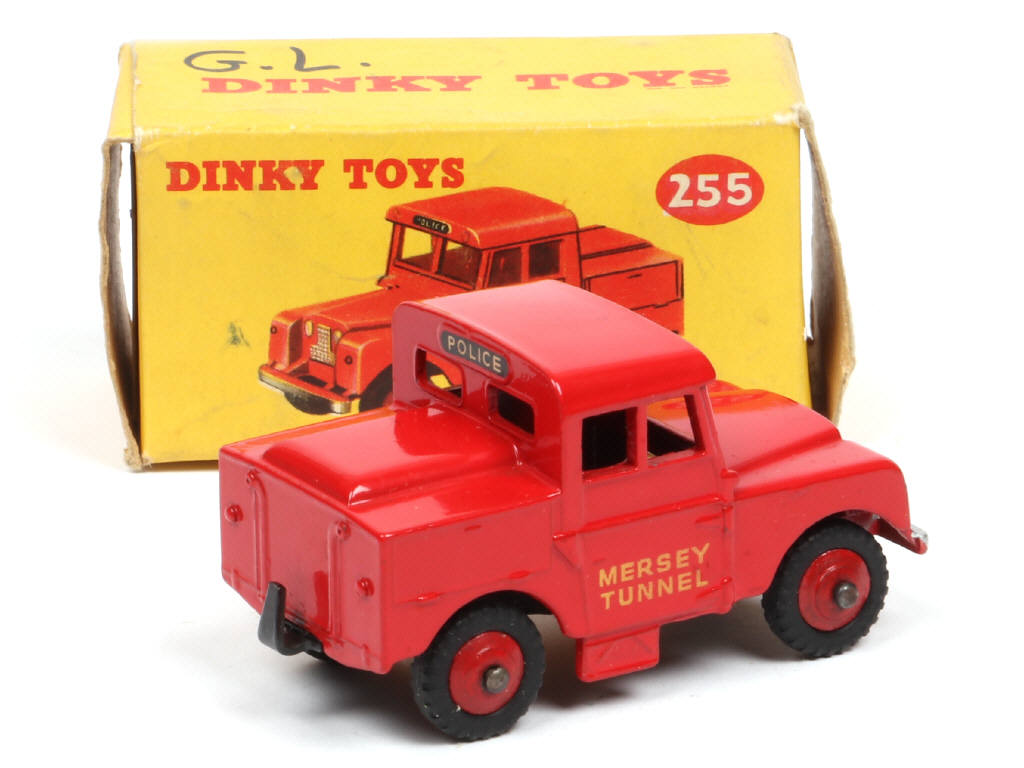 Lot 288 - DINKY TOYS (GB) (1)