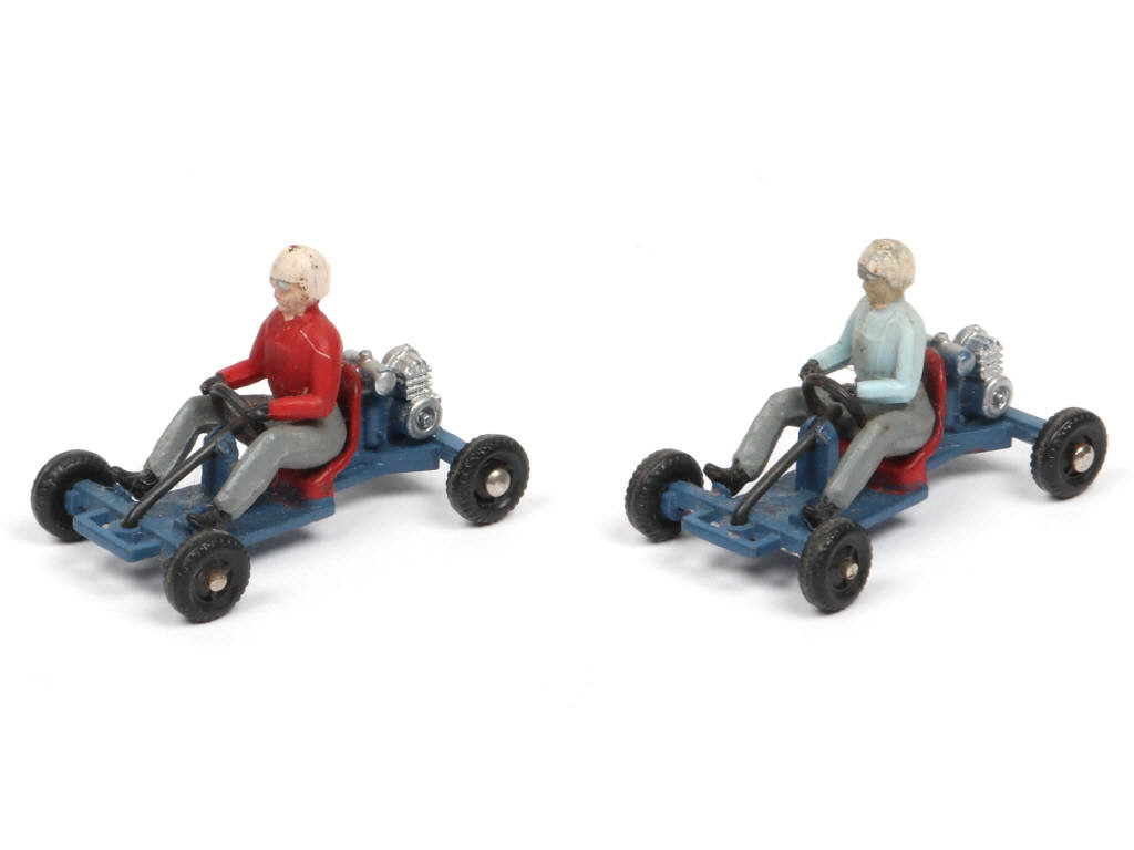 Lot 208 - DINKY TOYS (FRANCE) (2)