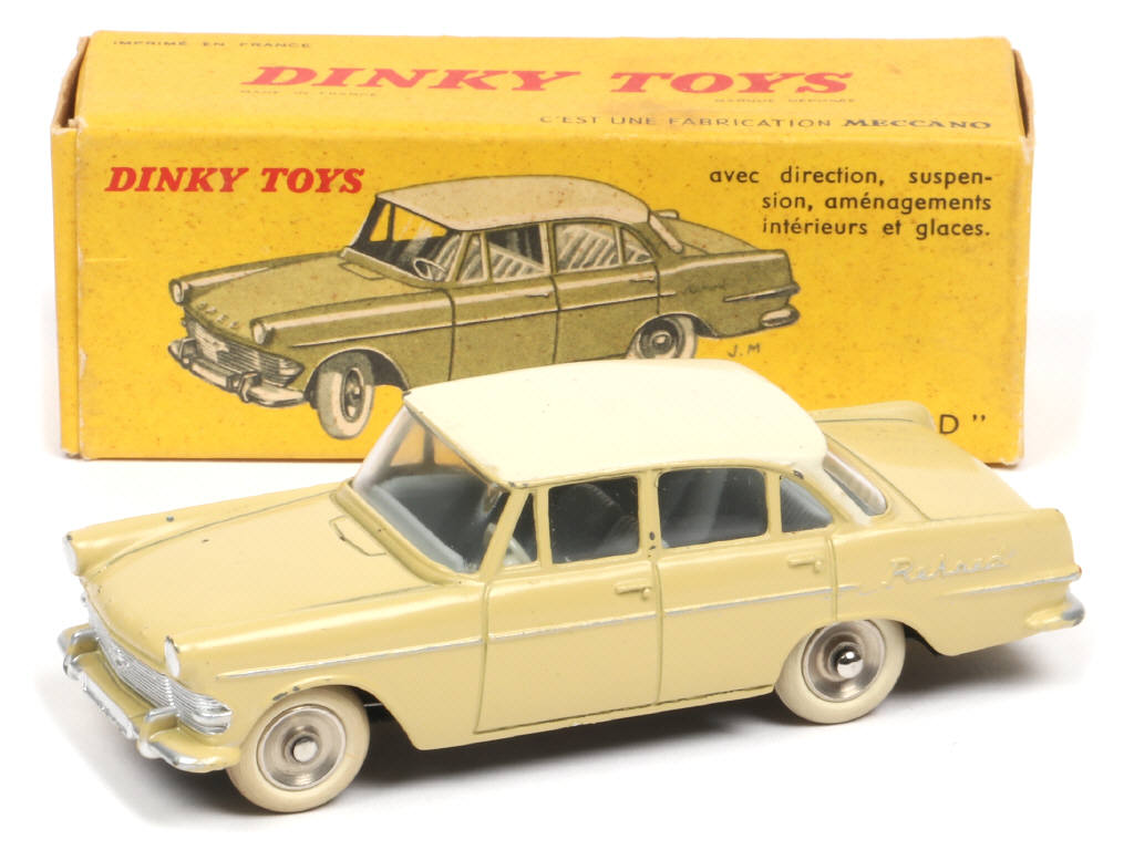 Lot 197 - DINKY TOYS (FRANCE) (1)