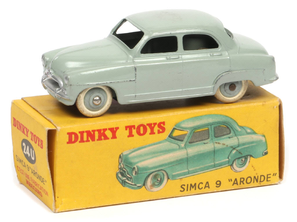 Lot 174 - DINKY TOYS (FRANCE) (1)