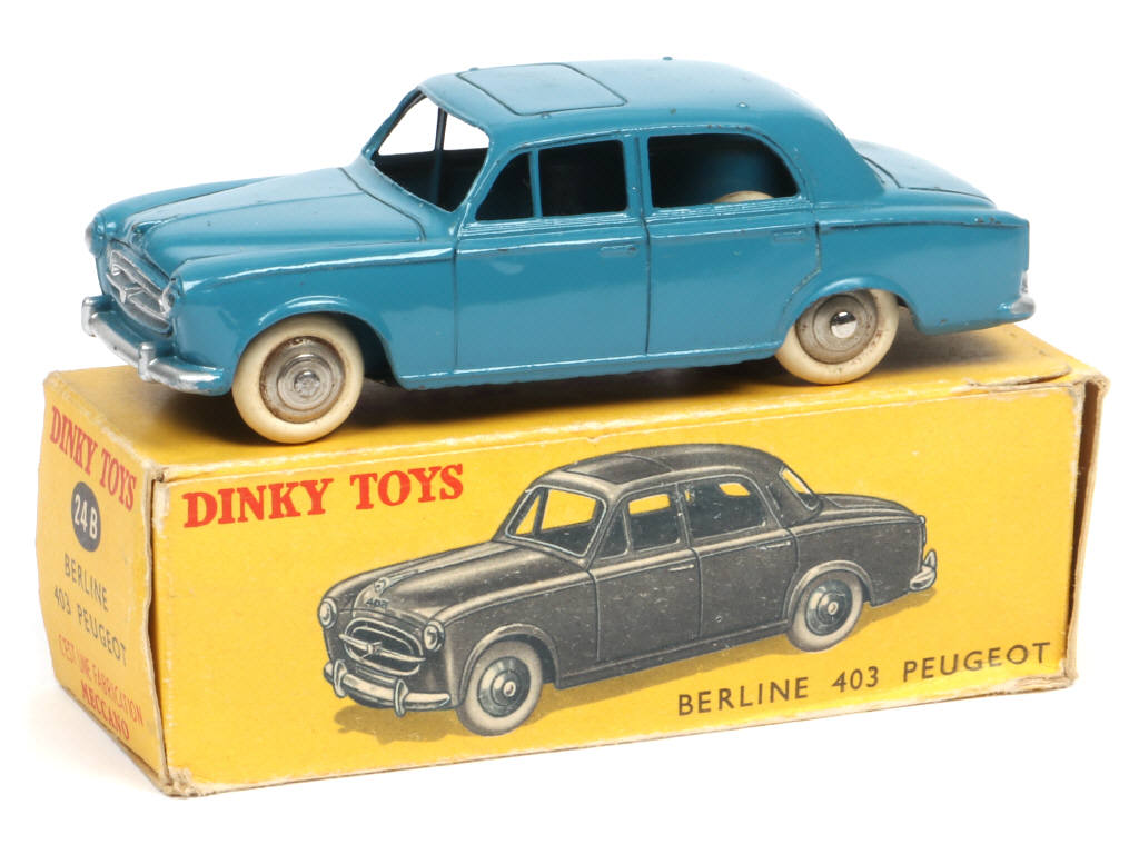 Lot 166 - DINKY TOYS (FRANCE) (1)