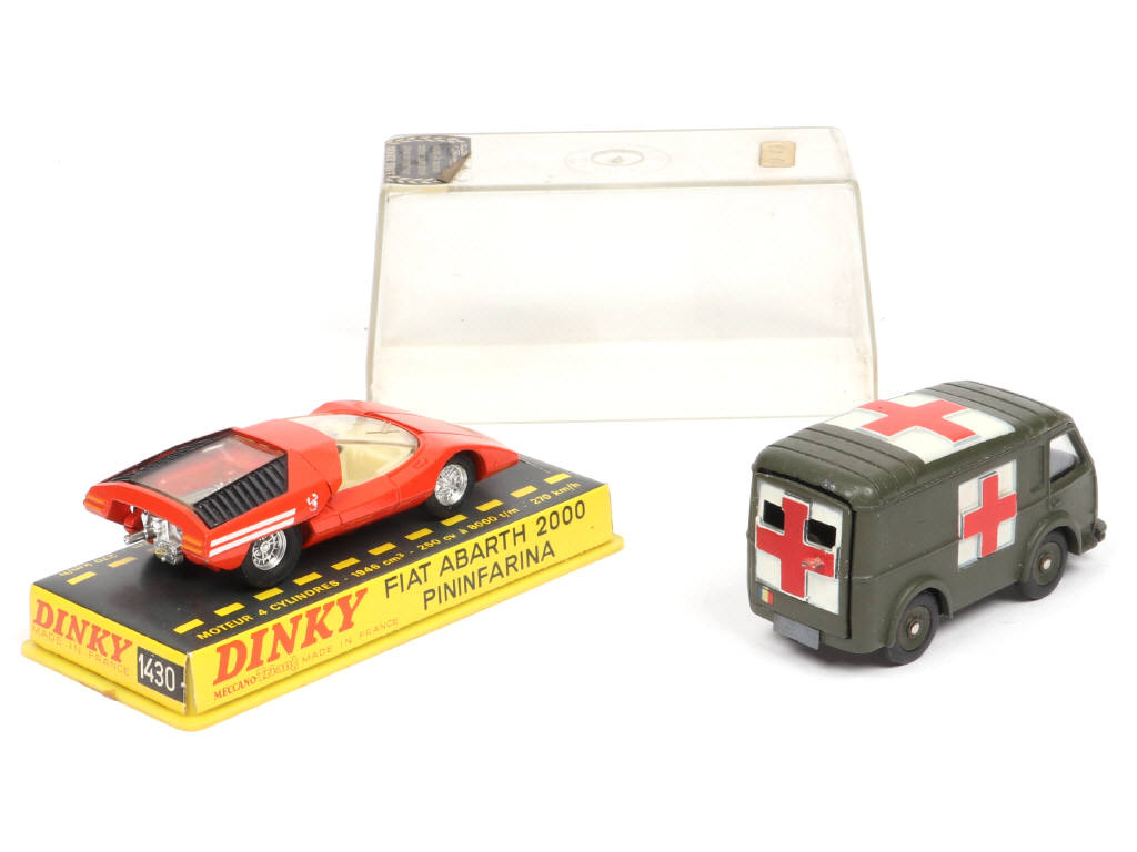 Lot 218 - DINKY TOYS (FRANCE) (2)