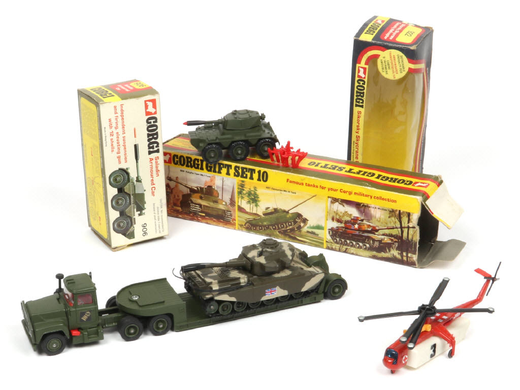 Lot 257 - CORGI TOYS (GB) (4)