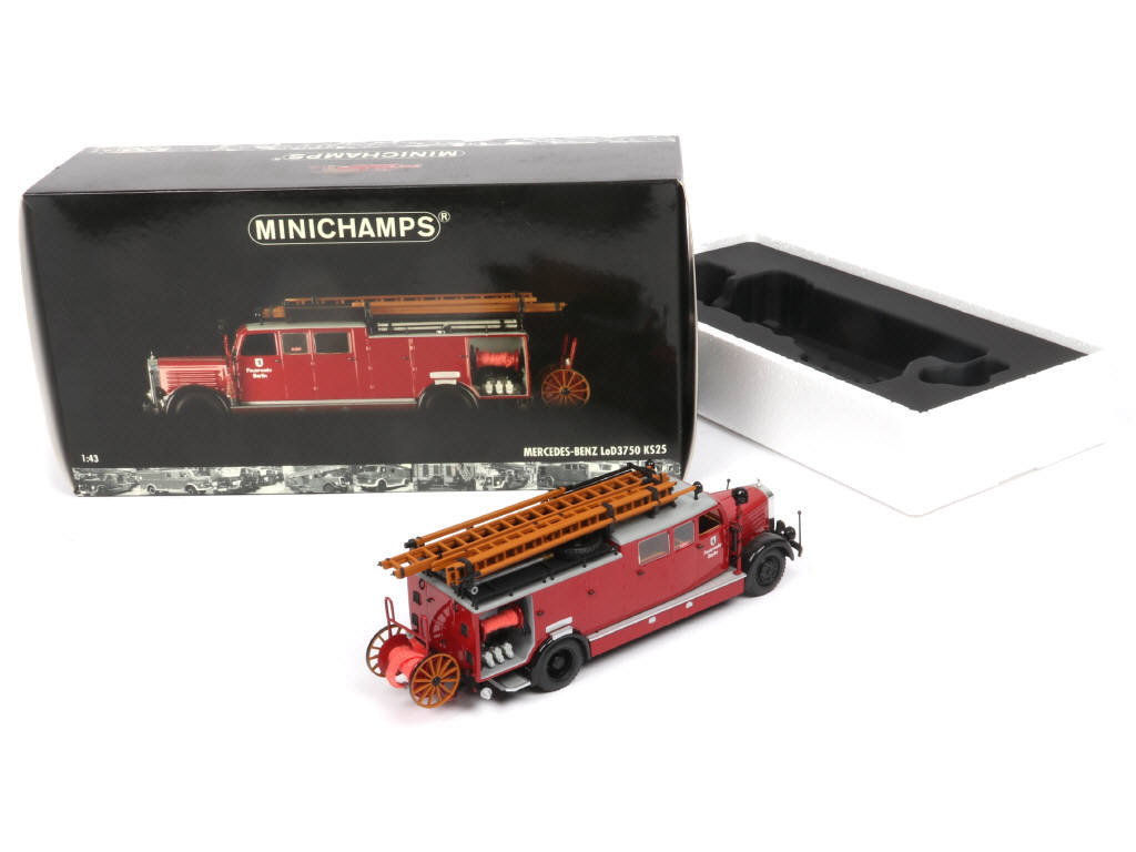 Lot 87 - MINICHAMPS (ALLEMAGNE) (1)