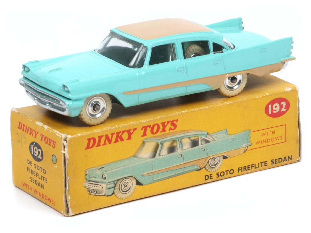 Lot 282 - DINKY TOYS (GB) (1)