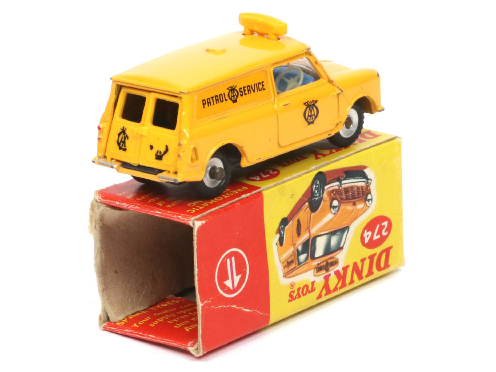Lot 290 - DINKY TOYS (GB) (1)