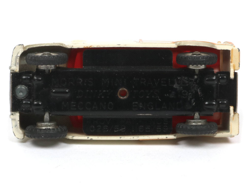 Lot 283 - DINKY TOYS (GB) (1)